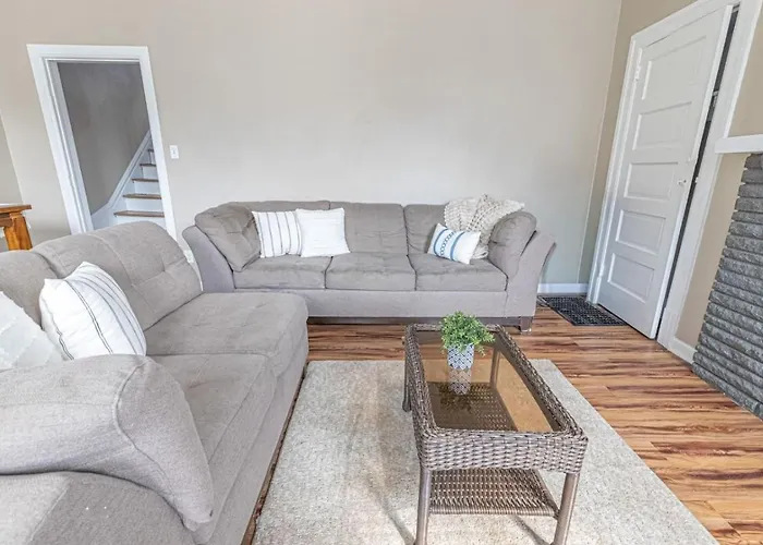 Mount Washington 4br Group Holiday home Pittsburgh